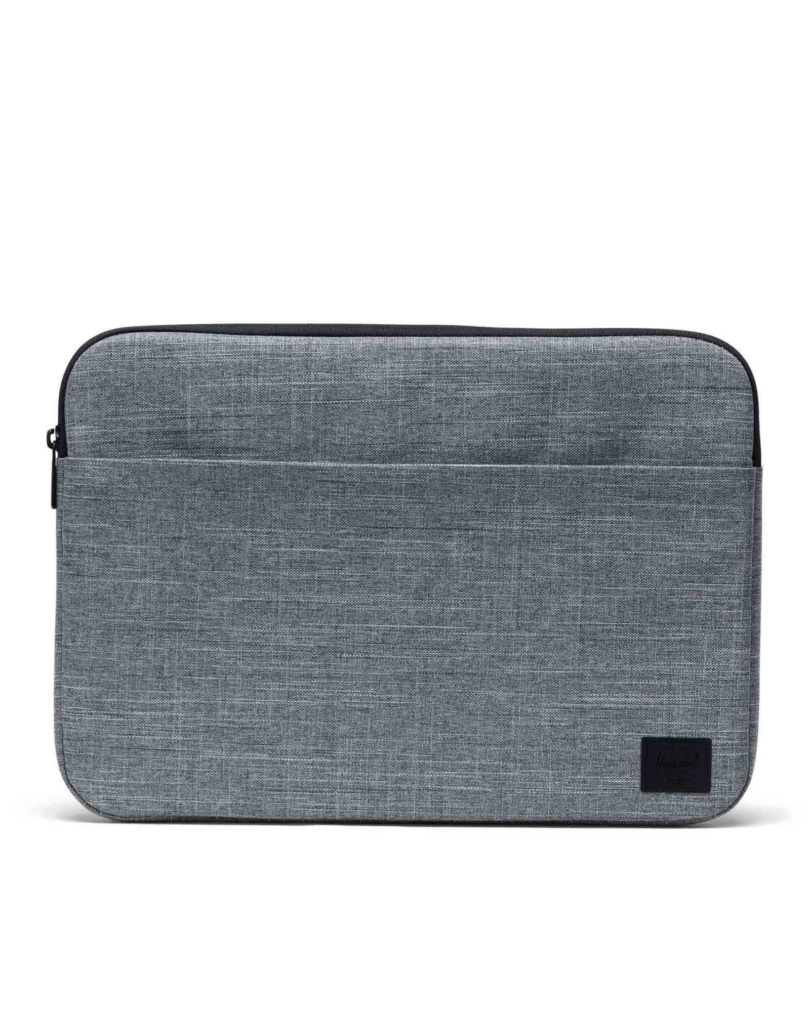 Denman 15-16 Inch Sleeve Tech